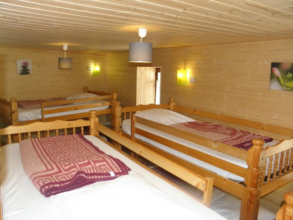 Gite Auberge Les Terres Blanches De Meolans 객실 사진