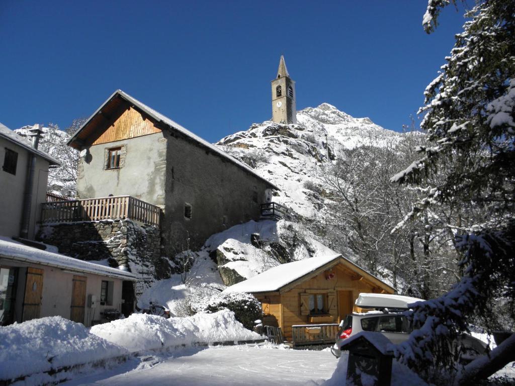 Gite Auberge Les Terres Blanches De Meolans 외부 사진