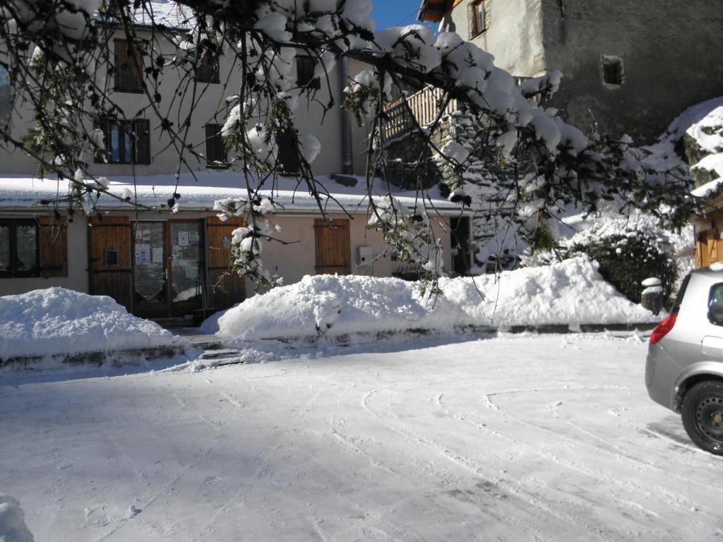 Gite Auberge Les Terres Blanches De Meolans 외부 사진