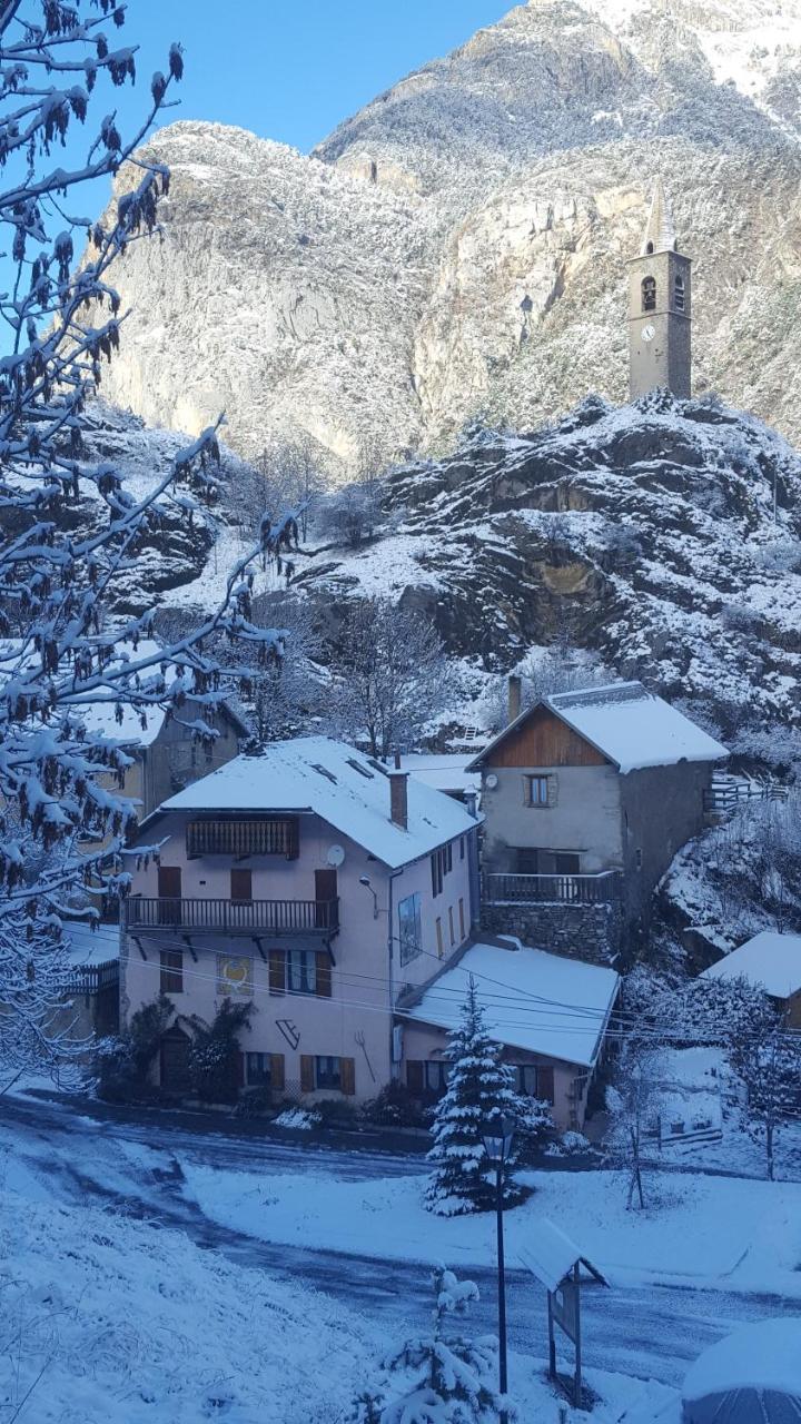 Gite Auberge Les Terres Blanches De Meolans 외부 사진